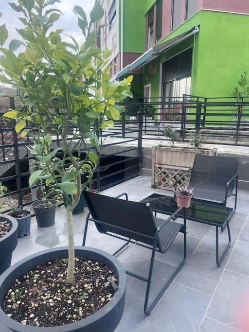 Apartament Deluxe Flat With Garden_Tirana Zewnętrze zdjęcie